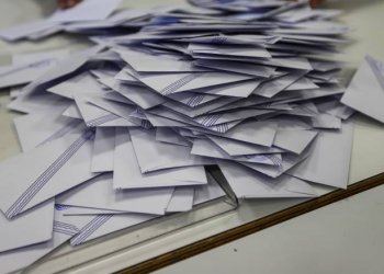 Η ΜΑΧΗ ΓΙΑ ΤΑ ΚΟΜΜΑΤΑ ΣΤΗΝ Α ΑΘΗΝΩΝ