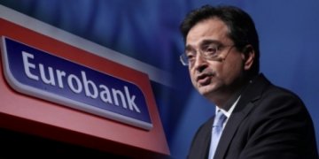 Καραβίας (Eurobank): Συζητήσεις με τις ρυθμιστικές αρχές για τα μερίσματα