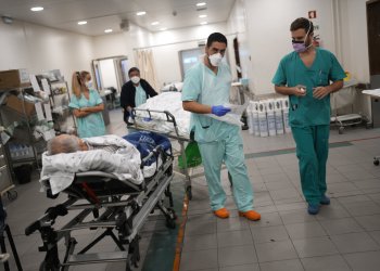 ΦΟΒΟΙ ΓΙΑ ΝΕΟ ΚΥΜΑ ΤΟΝ ΑΠΡΙΛΙΟ
