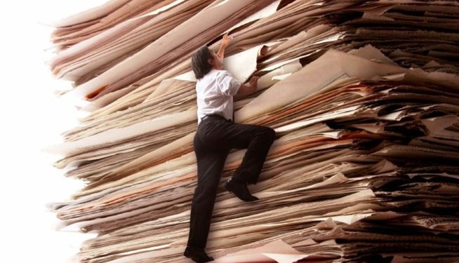 Η ΕΛΛΗΝΙΚΗ ΓΡΑΦΕΙΟΚΡΑΤΙΑ ΠΟΥΛΗΣΕ ΤΟ ΑΙΓΑΙΟ Η ΕΛΛΗΝΙΚΗ ΓΡΑΦΕΙΟΚΡΑΤΙΑ ΠΟΥΛΗΣΕ ΤΟ ΑΙΓΑΙΟ