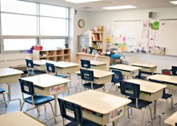 ΜΕΡΙΜΝΑ ΓΙΑ ΤΑ ΣΧΟΛΕΙΑ ΣΤΟ ΕΞΩΤΕΡΙΚΟ