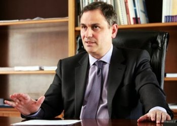 ΚΑΤΑΙΓΙΔΑ ΒΛΕΠΕΙ Ο ΣΑΧΙΝΙΔΗΣ