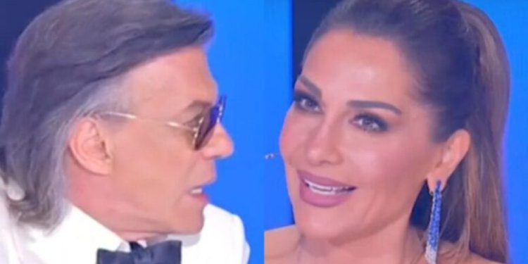 Η ατάκα που «πάγωσε» τη Δέσποινα Βανδή: «Πώς το έλεγαν αυτό που πήρε ο πρώην άντρας σου;» Η ατάκα που «πάγωσε» τη Δέσποινα Βανδή: «Πώς το έλεγαν αυτό που πήρε ο πρώην άντρας σου;»