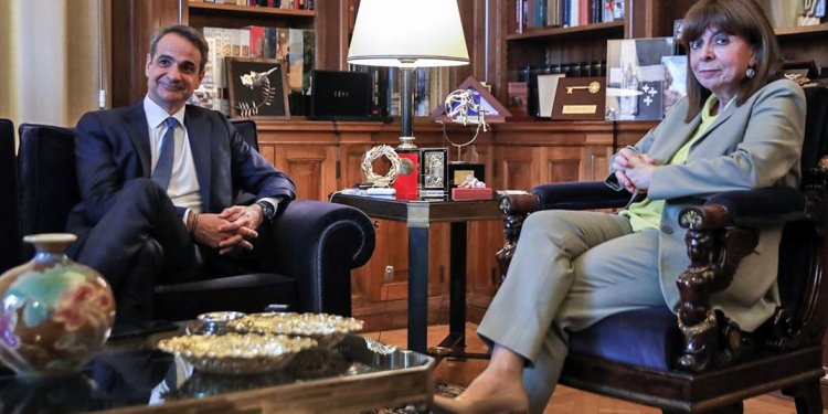 Μητσοτάκης: Επιστρέφω τη διερευνητική το απόγευμα – Δεν υπάρχουν προϋποθέσεις για κυβέρνηση Μητσοτάκης: Επιστρέφω τη διερευνητική το απόγευμα – Δεν υπάρχουν προϋποθέσεις για κυβέρνηση