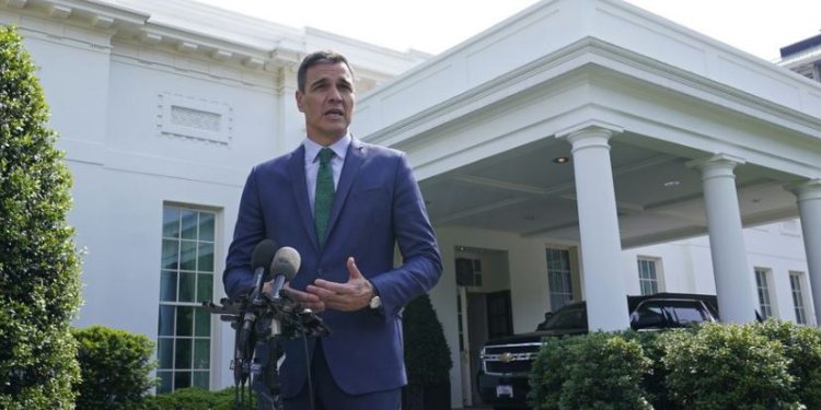 Ισπανία: Έκτακτες εκλογές εξήγγειλε ο Πέδρο Σάντσεθ για τις 23 Ιουλίου Ισπανία: Έκτακτες εκλογές εξήγγειλε ο Πέδρο Σάντσεθ για τις 23 Ιουλίου