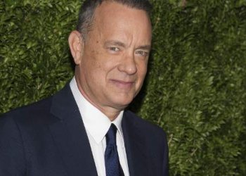 Ο Τομ Χανκς απάντησε στην κριτική που δέχεται για το πρώτο του μυθιστόρημα