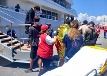 Εκτενής αναφορά ξένων Μέσων στο συγκλονιστικό ναυάγιο ανοιχτά της Πύλου
