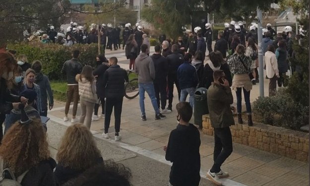 ΠΡΟΒΛΗΜΑΤΙΖΕΙ Η ΥΠΟΒΟΣΚΟΥΣΑ ΕΝΤΑΣΗ ΣΤΗΝ ΚΟΙΝΩΝΙΑ ΠΡΟΒΛΗΜΑΤΙΖΕΙ Η ΥΠΟΒΟΣΚΟΥΣΑ ΕΝΤΑΣΗ ΣΤΗΝ ΚΟΙΝΩΝΙΑ