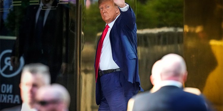 Τραμπ για Ρεπουμπλικάνους υποψήφιους: Οσο περισσότεροι, τόσο καλύτερα Τραμπ για Ρεπουμπλικάνους υποψήφιους: Οσο περισσότεροι, τόσο καλύτερα