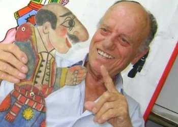 “Έφυγε” ο γνωστός καραγκιοζοπαίχτης Θανάσης Σπυρόπουλος