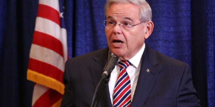 Reuters: O Αμερικανός γερουσιαστής Μενέντεζ και η σύζυγός τoυ κατηγορούνται για διαφθορά Reuters: O Αμερικανός γερουσιαστής Μενέντεζ και η σύζυγός τoυ κατηγορούνται για διαφθορά