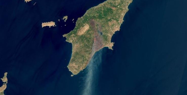 Ρόδος: Η δορυφορική φωτογραφία από τη φωτιά Ρόδος: Η δορυφορική φωτογραφία από τη φωτιά