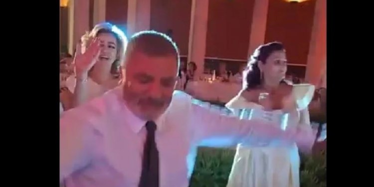 Γιώργος Πατούλης: Χρυσά σαλόνια, Ρόλεξ και ζεϊμπεκιές – μια ζωή γαϊδουρινής πολιτικής Γιώργος Πατούλης: Χρυσά σαλόνια, Ρόλεξ και ζεϊμπεκιές – μια ζωή γαϊδουρινής πολιτικής