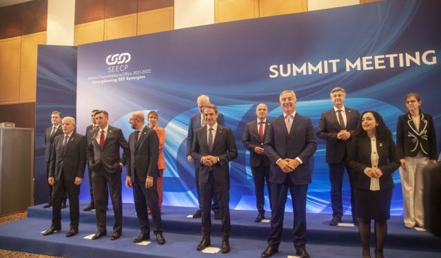 Βαλκανική σύνοδος με μήνυμα στον Ράμα – Βαθαίνει το ρήγμα λόγω Μπελέρη Βαλκανική σύνοδος με μήνυμα στον Ράμα – Βαθαίνει το ρήγμα λόγω Μπελέρη