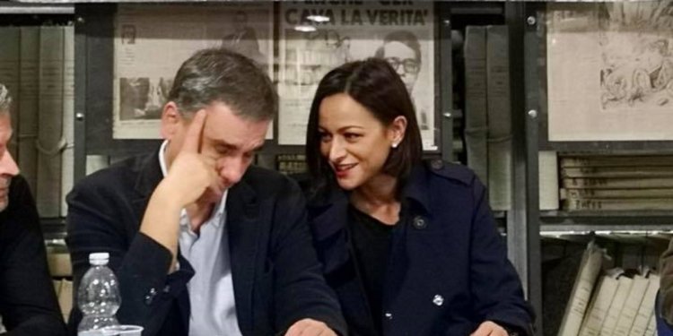 Ο ΡΟΛΟΣ ΤΗΣ ΟΛΓΑΣ ΔΙΠΛΑ ΣΤΟΝ ΕΥΚΛΕΙΔΗ