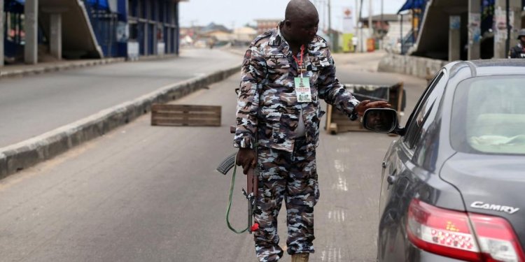 Νίγηρας / Γάλλοι, Γερμανοί και Ιταλοί εγκαταλείπουν την περιοχή μετά το πραξικόπημα