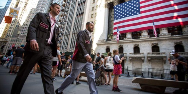 «Βόμβα» Moody’s: Μια νέα κρίση τύπου Lehman δεν αργεί «Βόμβα» Moody’s: Μια νέα κρίση τύπου Lehman δεν αργεί