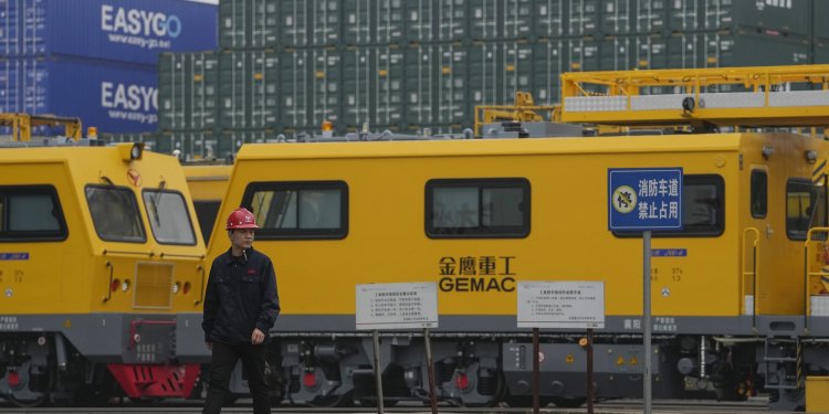 Κίνα: Πάνω από δώδεκα εκατ. τόνους εμπορευματικών φορτίων διαχειρίστηκε εφέτος συνοριακός σταθμός στην Περιφέρεια της Μογγολίας Κίνα: Πάνω από δώδεκα εκατ. τόνους εμπορευματικών φορτίων διαχειρίστηκε εφέτος συνοριακός σταθμός στην Περιφέρεια της Μογγολίας