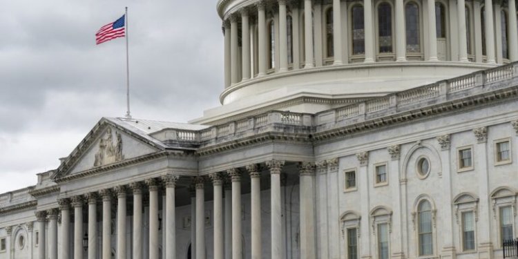 ΗΠΑ: Οι Ρεπουμπλικάνοι απέρριψαν νομοσχέδιο για προσωρινή χρηματοδότηση της κυβέρνησης – Κινδυνεύουν να κλείσουν ομοσπονδιακές υπηρεσίες