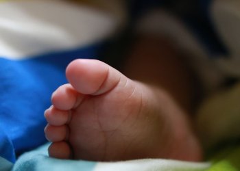 Πολωνία: Τα λείψανα 3 νεογέννητων βρέθηκαν σε σπίτι «του τρόμου» – Προέρχονταν από αιμομικτική σχέση πατέρα με τις κόρες του