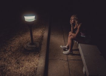 ΗΠΑ: Σε φυλάκιση 2 ετών καταδικάστηκε μια μητέρα που βοήθησε την έφηβη κόρη της να κάνει φαρμακευτική άμβλωση