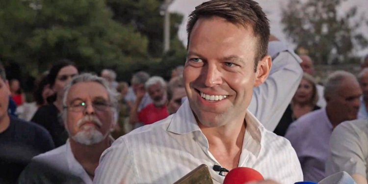 Ο Κασσελάκης “έβαλε” στην θέση της την Αχτσιόγλου: Δεν είμαι τέλειος, όπως εκείνοι που έκαναν τον νόμο Κατρούγκαλου! Ο Κασσελάκης “έβαλε” στην θέση της την Αχτσιόγλου: Δεν είμαι τέλειος, όπως εκείνοι που έκαναν τον νόμο Κατρούγκαλου!