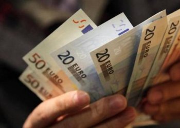 Πληρώνονται την Παρασκευή επιδόματα συνολικού ύψους 181,4 εκατ. ευρώ – Ποιοι είναι οι δικαιούχοι