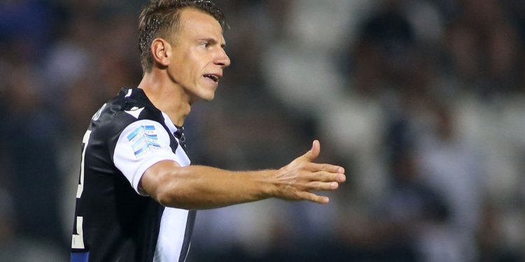 Σβαμπ: «Για τα γενέθλιά μου, θέλω να νικήσουμε τον Παναθηναϊκό»