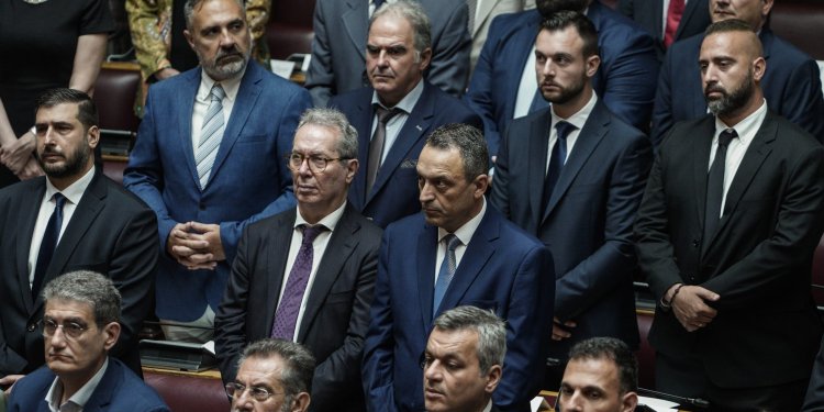 Ο ΦΟΒΟΣ ΓΙΑ ΠΡΟΚΛΗΣΗ ΕΚΛΟΓΩΝ ΣΕ ΠΕΡΙΦΕΡΕΙΕΣ Ο ΦΟΒΟΣ ΓΙΑ ΠΡΟΚΛΗΣΗ ΕΚΛΟΓΩΝ ΣΕ ΠΕΡΙΦΕΡΕΙΕΣ