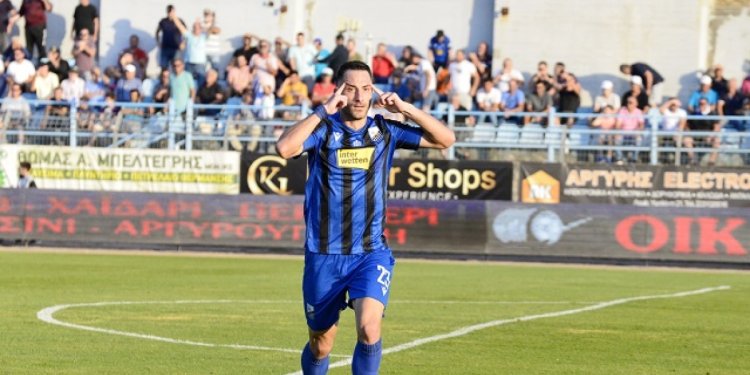 Σωτήρης Τσιλούλης: Ο άνθρωπος για τις δύσκολες καταστάσεις (vids)