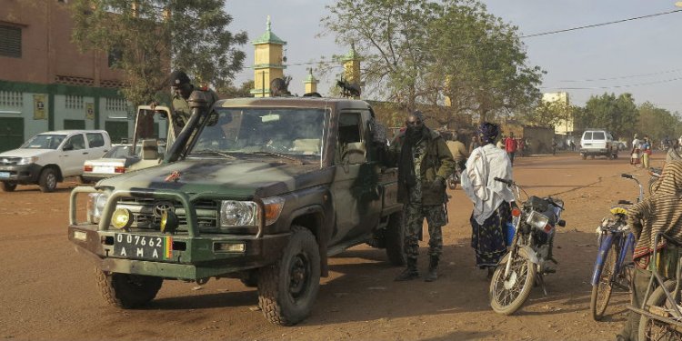 Μάλι: Αντάρτες υποστηρίζουν ότι έθεσαν υπό τον έλεγχό τους και άλλο στρατόπεδο στο βορρά Μάλι: Αντάρτες υποστηρίζουν ότι έθεσαν υπό τον έλεγχό τους και άλλο στρατόπεδο στο βορρά