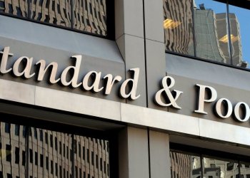 Standard & Poor’s: Έδωσε την επενδυτική βαθμίδα στην Ελλάδα