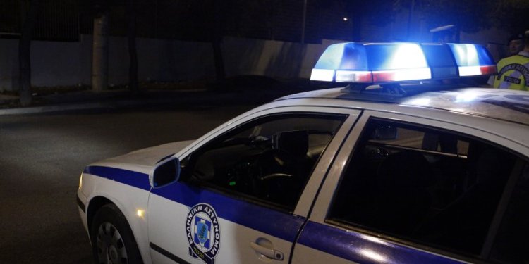 Συνελήφθησαν τρεις ανήλικοι για απόπειρα ληστείας – Κατείχαν εξαρτησιογόνες ουσίες – FANTOMAS.GR