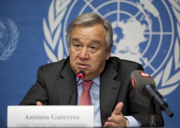 ΟΗΕ: Ο Γκουτέρες ανησυχεί βαθιά για την πολύνεκρη επίθεση στη Συρία και τα αντίποινα με βομβαρδισμούς