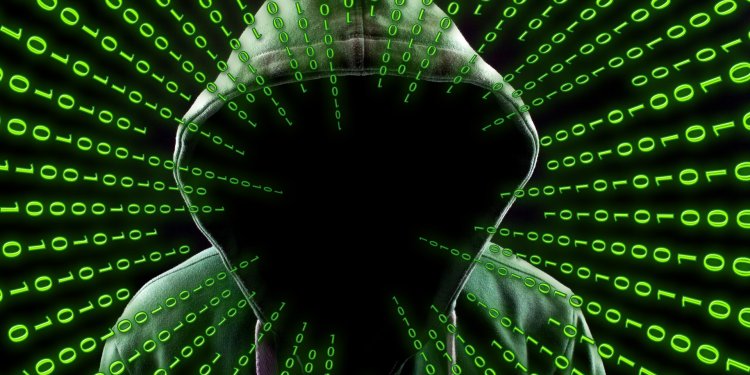 Υπόθεση υποκλοπών, καταιγιστικές εξελίξεις – Παρακολουθούσαν με Predator την Εισαγγελέα της ΕΥΠ που υπέγραφε τις εντολές για παρακολουθήσεις;