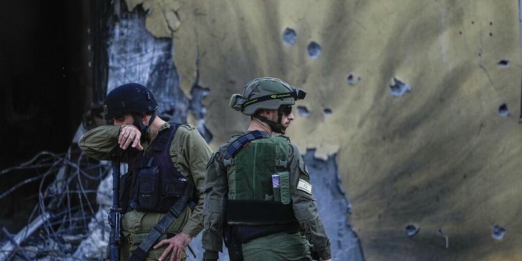 Πόλεμος στο Ισραήλ: Η επίσκεψη Μπάιντεν δεν θα καθυστερήσει τη χερσαία επίθεση, δηλώνουν οι Ισραηλινοί – Τι μεταδίδει η Ευτυχία Πενταράκη