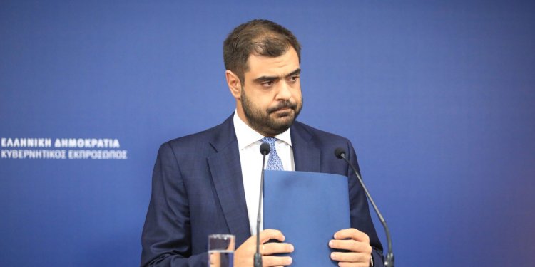 Ο καθένας με τα όπλα του, εκείνοι με ψέματα και εμείς με την αλήθεια – FANTOMAS.GR
