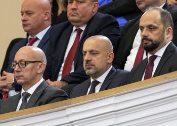Μίλαν Ραντόιτσιτς: Ελεύθερος με περιοριστικούς όρους σε λιγότερο από 24 ώρες από τη σύλληψή του