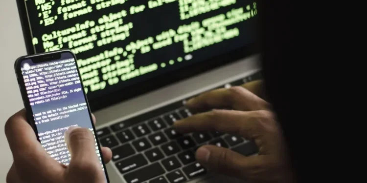 Υπόθεση υποκλοπών: Το Predator, η ΕΥΠ και τα SMS για τον εμβολιασμό κατά του κορονοϊού Υπόθεση υποκλοπών: Το Predator, η ΕΥΠ και τα SMS για τον εμβολιασμό κατά του κορονοϊού