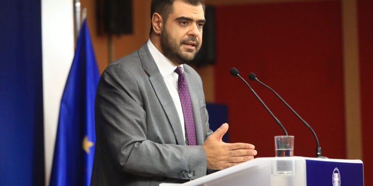 Live η ενημέρωση του κυβερνητικού εκπροσώπου (13/10/23) Live η ενημέρωση του κυβερνητικού εκπροσώπου (13/10/23)