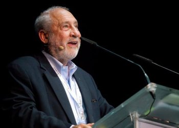 Συνέδριο Economist – Τζόζεφ Στίγκλιτς: Πέντε ανησυχίες για τα επόμενα βήματα της ελληνικής οικονομίας