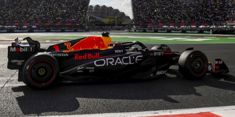 F1 – Μεξικό: Δύο στα δύο για Φερστάπεν στα ελεύθερα της Παρασκευής