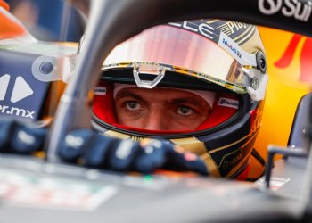 F1 – Φερστάπεν: «Μπορούσα να ελέγχω την απόσταση από τον Χάμιλτον στο Σπριντ»