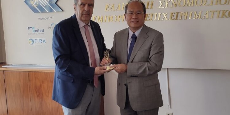 Συνάντηση της ΕΣΕΕ με τον Πρέσβη της Κίνας – Ενίσχυση του διμερούς εμπορίου με την Ελλάδα