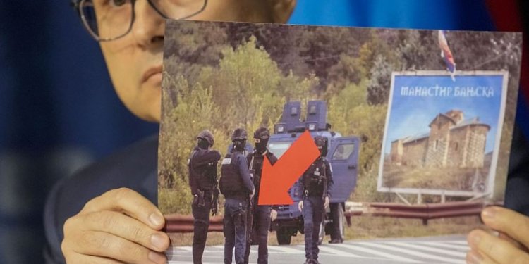 «Όχι» της Σερβίας στις κατηγορίες για προσάρτηση του Βορείου Κοσόβου – Ανεβαίνει ξανά η ένταση «Όχι» της Σερβίας στις κατηγορίες για προσάρτηση του Βορείου Κοσόβου – Ανεβαίνει ξανά η ένταση