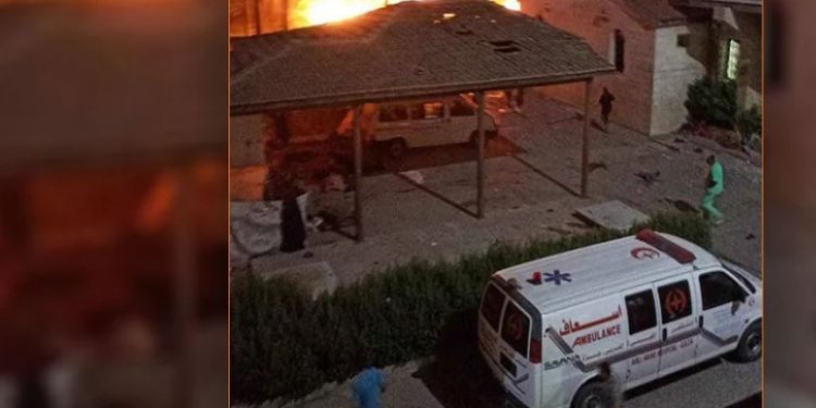 Η στιγμή του βομβαρδισμού σε νοσοκομείο της Γάζας – Αναφορές για εκατοντάδες  νεκρούς και τραυματίες
