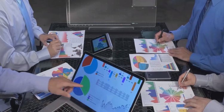 Ένθετο Οικονομία – Συνέντευξη Σ. Κάπρου: Απαιτείται συστηματική διάδραση της πανεπιστημιακής εκπαίδευσης με τη ναυτιλιακή κοινότητα