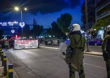 Συγκέντρωση αντιφασιστών και ακροδεξιών σε Ν. Ηράκλειο και Ν. Ιωνία – 41 προσαγωγές σε διάφορα σημεία της Αθήνας