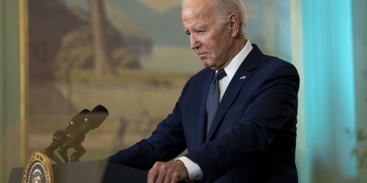 Ο Τζο Μπάιντεν δηλώνει πως εξακολουθεί να θεωρεί τον Σι Τζινπίνγκ «δικτάτορα»