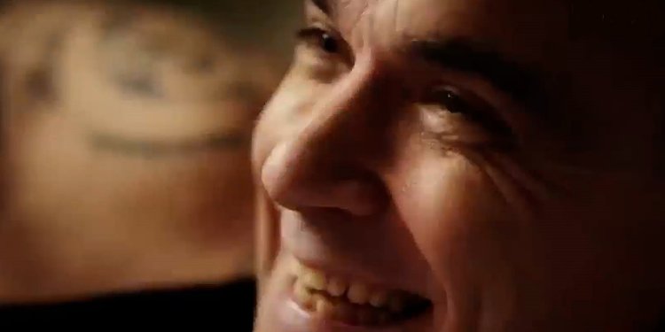 Ένθετο Κόσμος: Η πολυτάραχη ζωή του Ρόμπι Γουίλιαμς έγινε σειρά